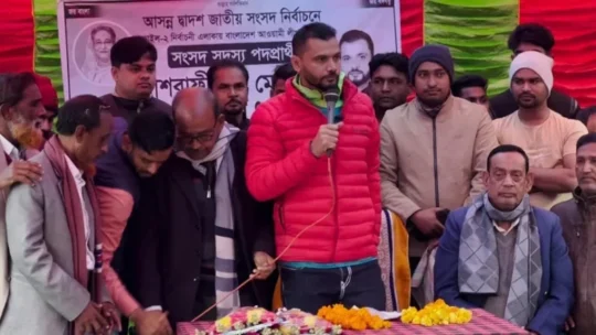 জমজমাট নির্বাচনী প্রচারণায় জমে উঠেছে মাশরাফির আসনে