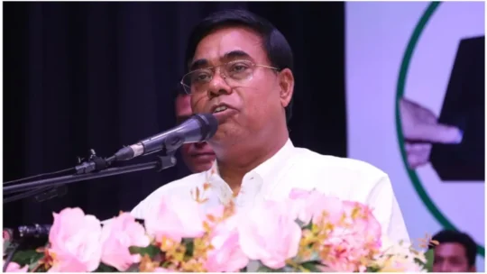নির্বিঘ্নে এনআইডি সেবা দিতে কঠোর হুঁশিয়ারি ইসি সচিবের