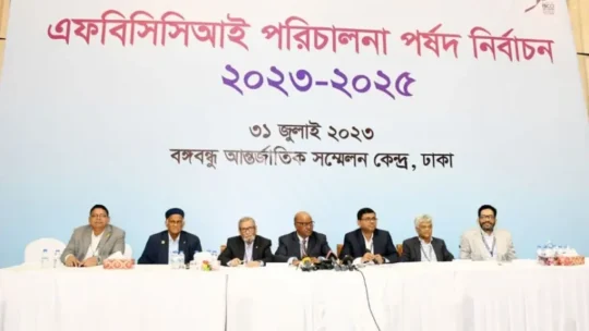 ঐক্যে ৮ জন নির্বাচিত,পরিচালক পদে সম্মিলিত পরিষদের ১৫