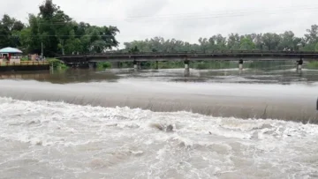 পশ্চিমবঙ্গে বিপৎসীমা ছাড়িয়েছে তিস্তার পানি