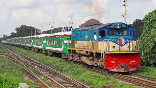 ১৫ আগস্ট থেকে চলবে আন্তঃনগর ট্রেন