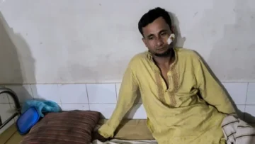 শ্রীপুরে মসজিদ কমিটির দ্বন্দ্বে সংঘর্ষে ৮ জন আহত