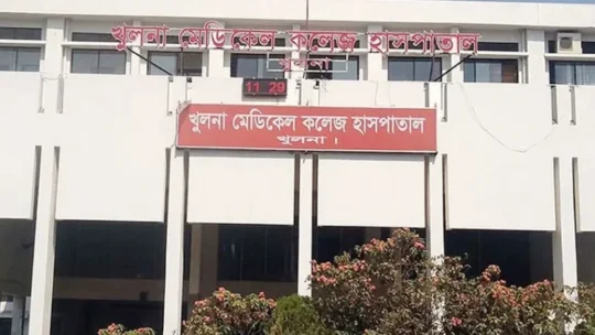 খুমেক হাসপাতালে ডেঙ্গুতে গত ২৪ ঘণ্টায় দুইজনের মৃত্যু