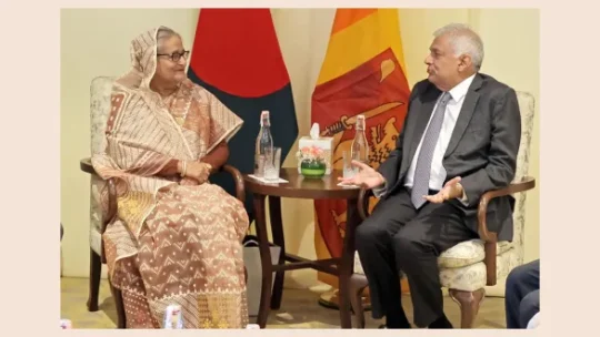 শ্রীলঙ্কার রাষ্ট্রপতির সঙ্গে শেখ হাসিনার সাক্ষাৎ