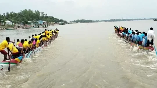 রৌমারীতে বঙ্গবন্ধুর স্মরণে আয়োজিত নৌকাবাইচের ফাইনাল অনুষ্ঠিত