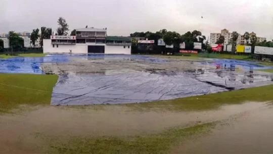 মেয়েদের দ্বিতীয় ওয়ানডেও ভেসে গেল বৃষ্টিতে