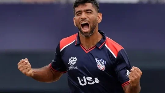 চাকরিও করছেন সাথে বিশ্বকাপও খেলছেন যুক্তরাষ্ট্রের ক্রিকেটার
