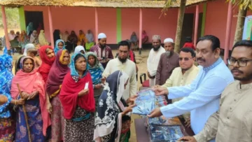 শ্রীপুরে ইসমাইল হোসেন ফাউন্ডেশনের উদ্যোগে ঈদ উপহার সামগ্রী বিতরণ