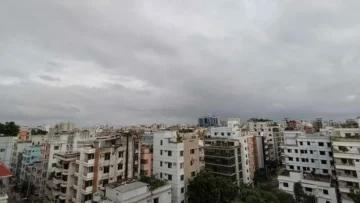 সমুদ্র বন্দর থেকে সতর্ক সংকেত, অপরিবর্তিত থাকবে তাপমাত্রা