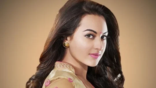 বিয়ের পিঁড়িতে বসতে যাচ্ছেন সোনাক্ষী সিনহা