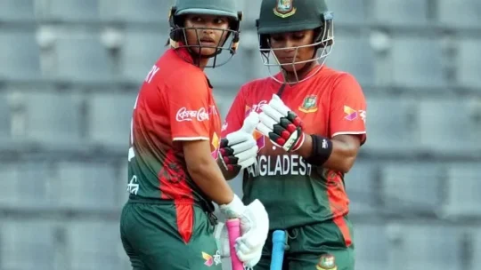 আয়ারল্যান্ডের কাছে টি-টোয়েন্টি সিরিজ হারল বাংলাদেশ