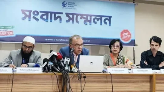 এক ব্যক্তি দুই মেয়াদের বেশি প্রধানমন্ত্রী নয়: টিআইবি