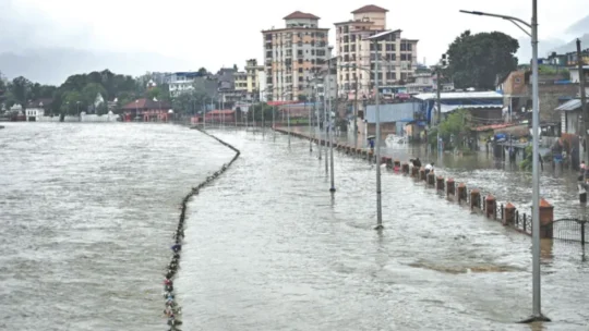 ভারী বৃষ্টির জেরে নেপালে আকস্মিক বন্যা-ভূমিধস, নিহত অন্তত ১১