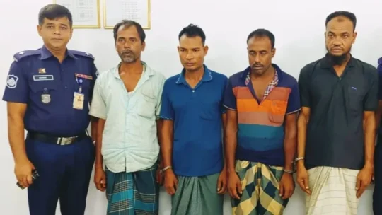 নালিতাবাড়িতে কবরস্থান থেকে কঙ্কাল চুরির ঘটনায় গ্রেফতার ৪