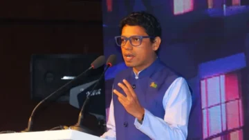 স্মার্ট জাতির জন্য একটি স্মার্ট ভবিষ্যৎ নিশ্চিত করতে হবে : জুনাইদ আহমেদ পলক