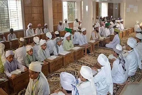 ব্রিটিশদের তৈরী মাদ্রাসা শিক্ষাব্যবস্থার বিষফল